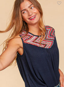 Bohemian Ethnic Zigzag Chevron Print Lace Tank