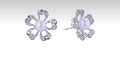 14K Petals Pearl Post Earrings