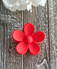 Oversize Matte Flower Hair Clip