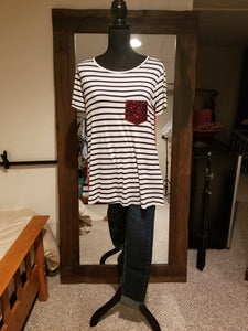 Flag T-shirt with sparkly pocket